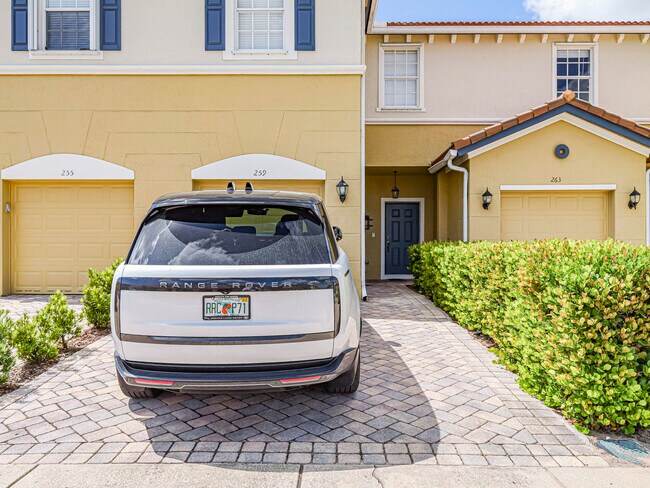 Foto del edificio - 259 Provence Pl