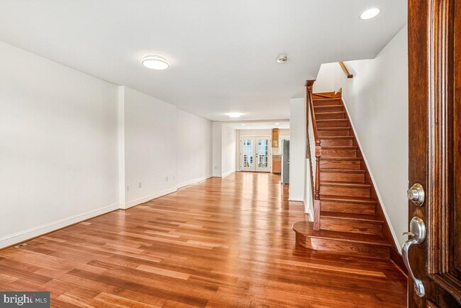 Building Photo - 1949 H St NE