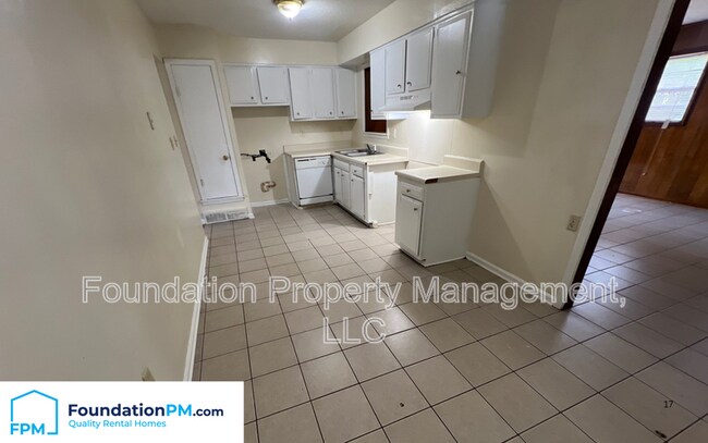 Foto del edificio - 4200 Arrowhead Rd