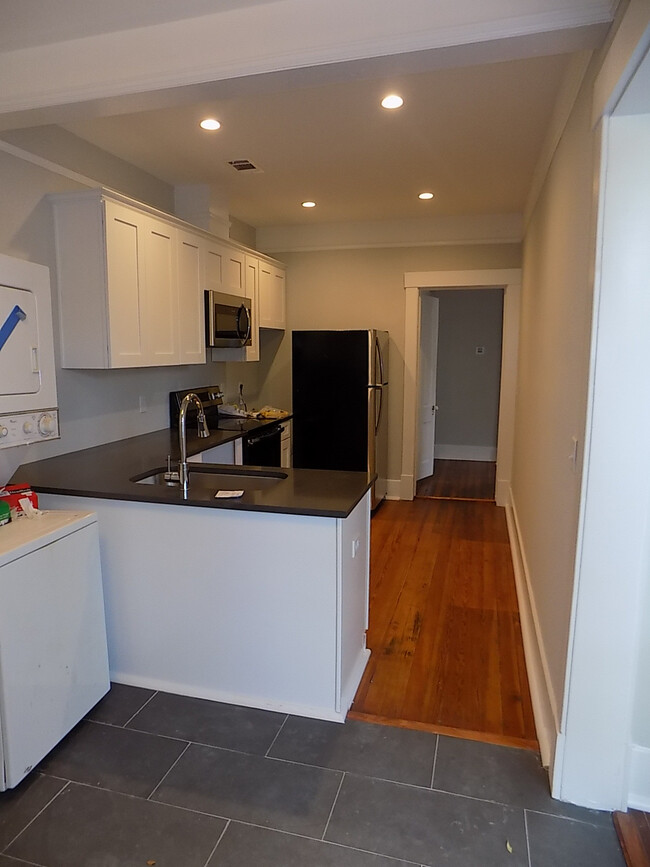 Building Photo - 2109 Abercorn St