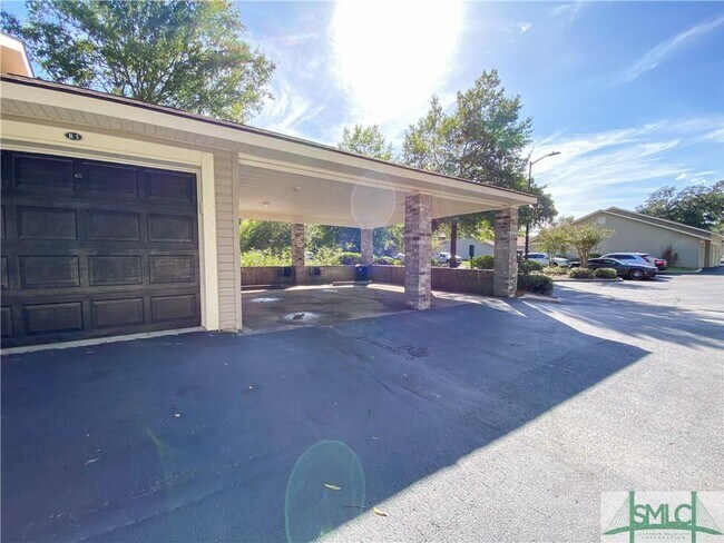 Building Photo - 12300 Apache Ave