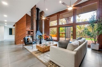 Building Photo - 3974 Lost Creek Dr