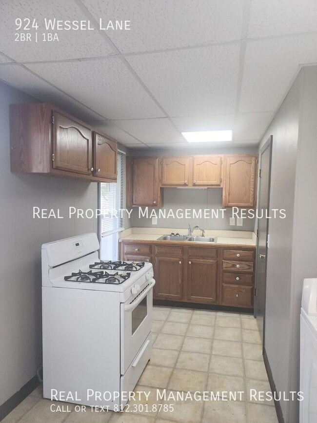 Building Photo - 924 Wessel Ln
