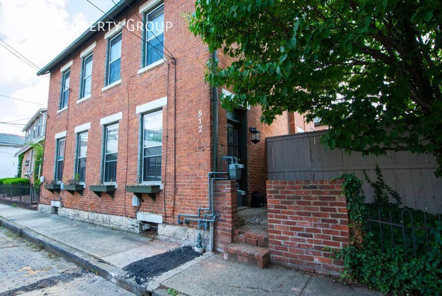Primary Photo - 512 S Lazelle St