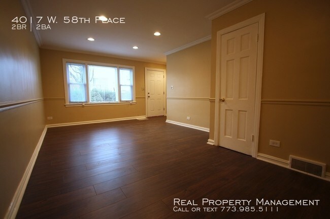 Building Photo - 4017 W 58th Pl
