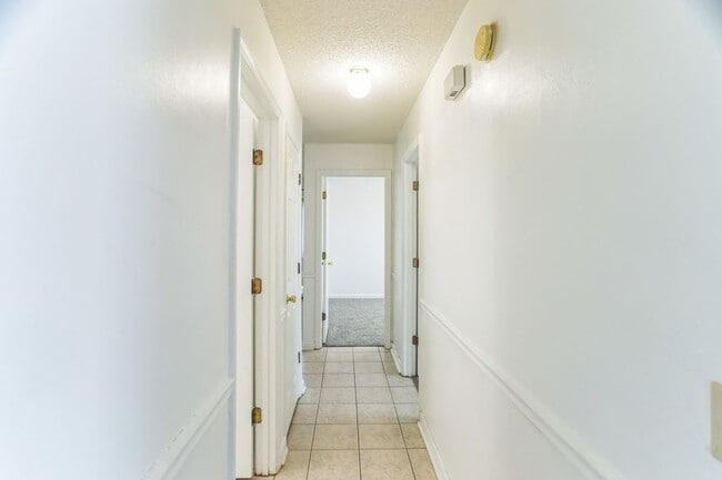 Building Photo - 773 Melissa Dr