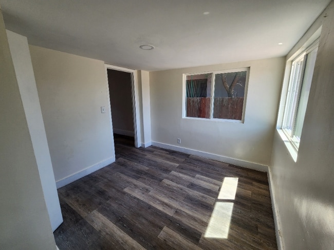 Foto del edificio - 2041 W Jefferson St