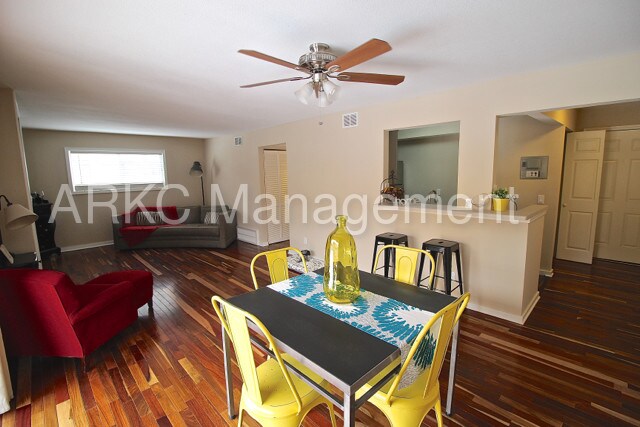 Foto del edificio - 3928 Warwick Blvd