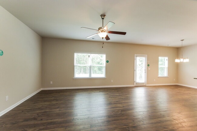 Building Photo - 1147 Rankin Oaks St