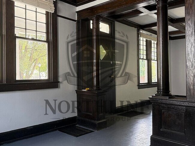 Foto del edificio - 1403 Cass St