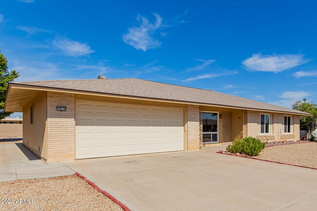 Foto del edificio - 10214 W Burns Dr