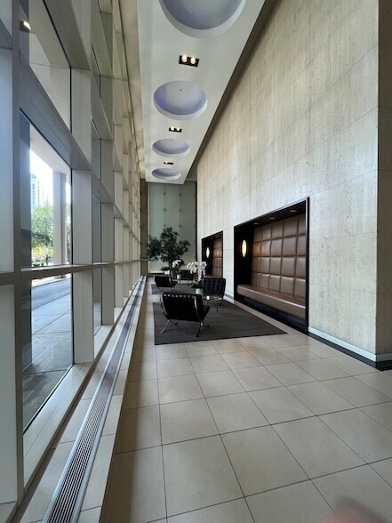 Foto del edificio - 5320 N Sheridan Rd