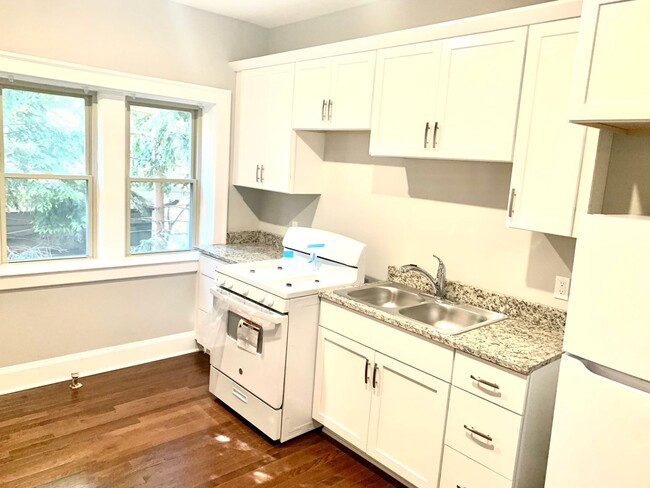Foto del edificio - 366 - Clifton Lake Apts