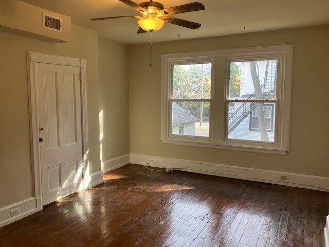 Dormitorio n.º 2 - 1511 Spring Ave