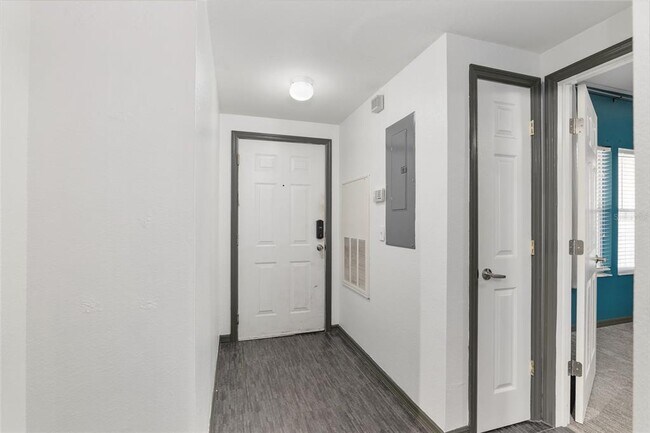 Foto del edificio - 9127 SW 52nd Ave