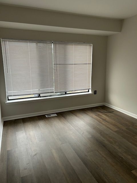 Foto del edificio - 8747 Brae Brooke Dr