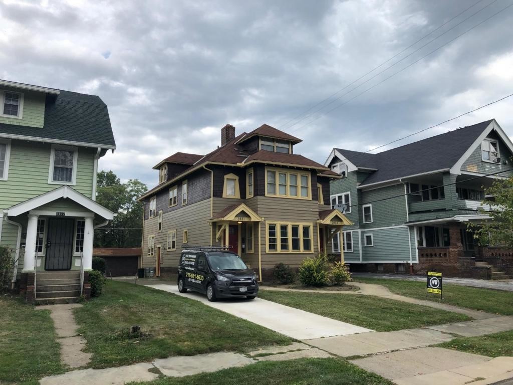 Primary Photo - 2833 Avondale Avenue #First Floor