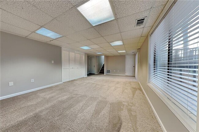 Foto del edificio - 2861 Hadrian Dr SW