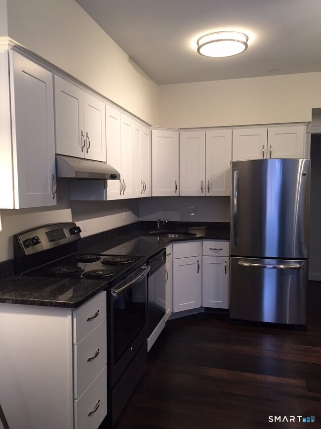 Foto del edificio - 36 Lewis St