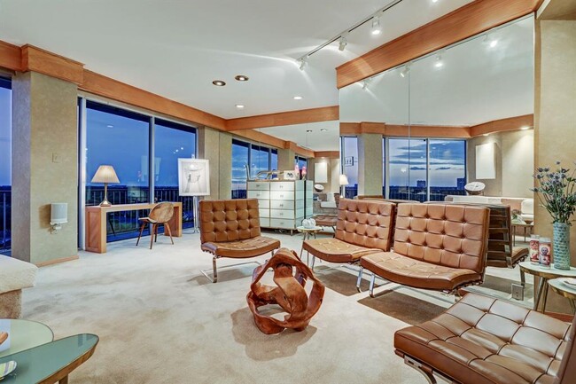 Foto del edificio - 2200 Willowick Rd