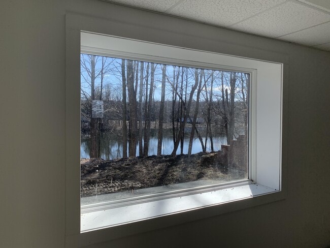Building Photo - 600 Traver Rd