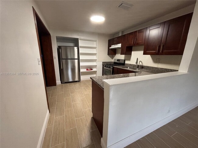 Foto del edificio - 2510 NE 9th Terrace