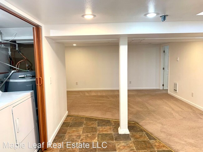 Building Photo - 5 br, 2 bath House - 2333 29th Ave S
