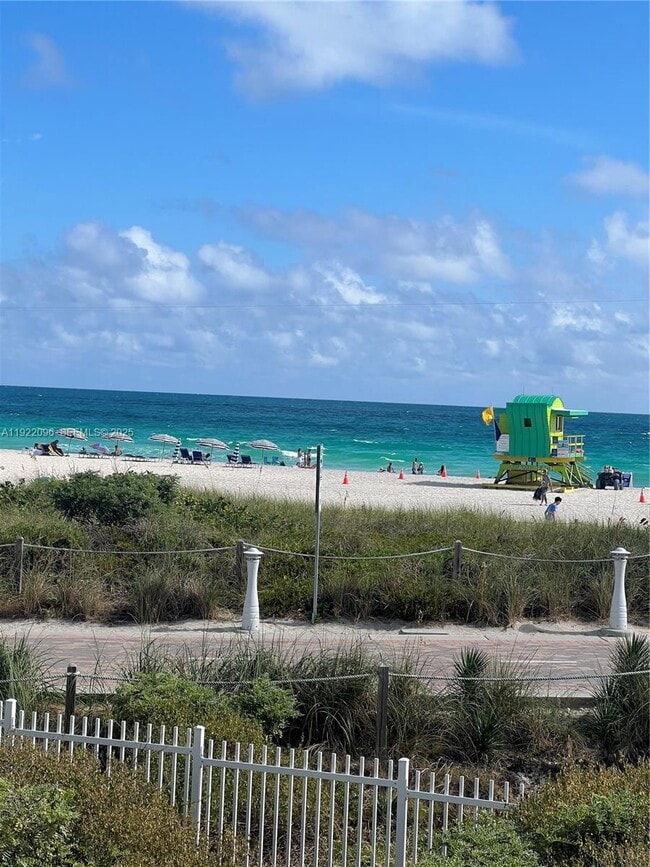 Building Photo - 325 Ocean Dr