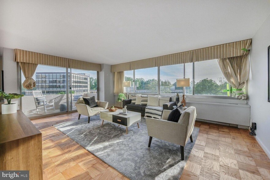 Foto principal - 4515 Willard Ave