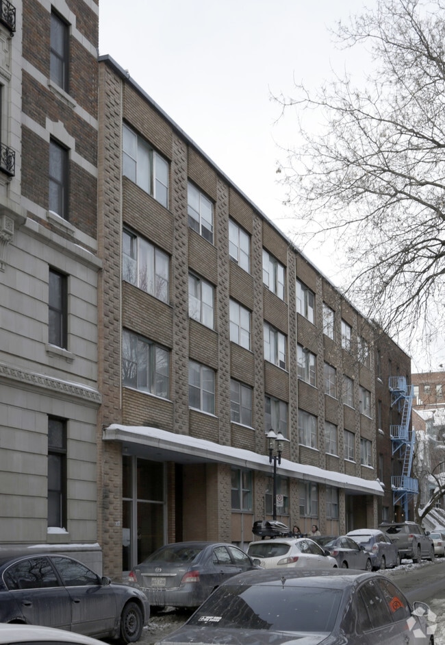 Le Brooklyn Apartments 3630 Durocher Rue Montréal, QC