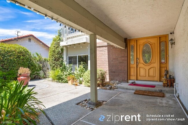 Foto del edificio - 4 br, 2.5 bath House - 40656 Mission Blvd,...