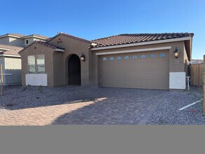 Building Photo - 8763 W Orange Dr