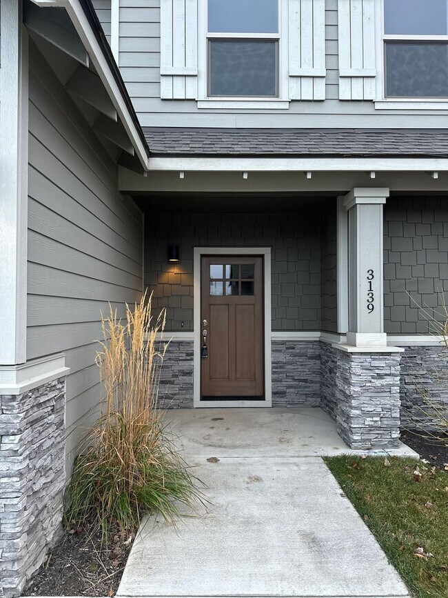 Foto del edificio - Beautiful home in Mirada!  A must see!