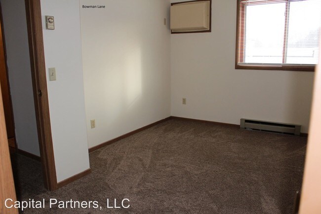 Building Photo - 203 Bowman Ln