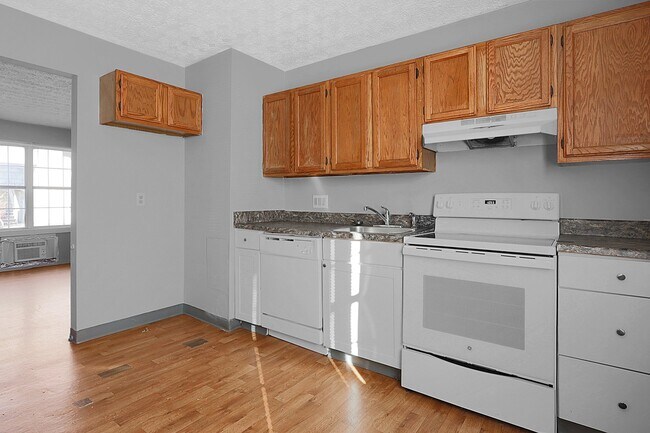 Building Photo - 2633 Red Rock Blvd