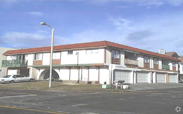 Foto del edificio - 115 W Channel Islands Blvd