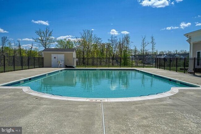 Foto del edificio - 8659 Rosecrans Ln