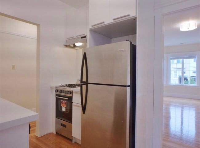 Foto del edificio - 636 33rd Ave