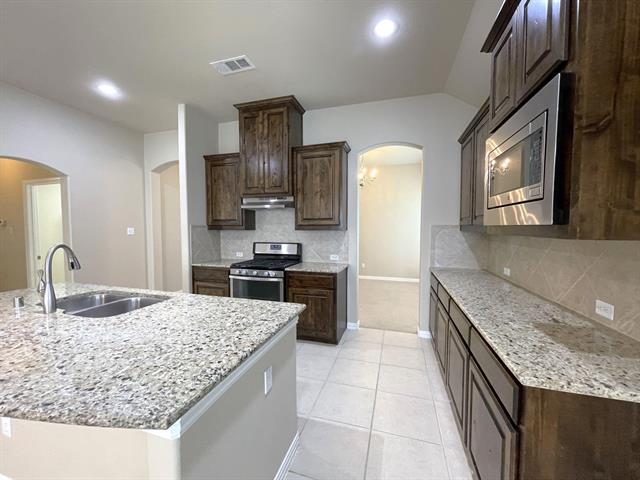 Building Photo - 3712 Alder Dr