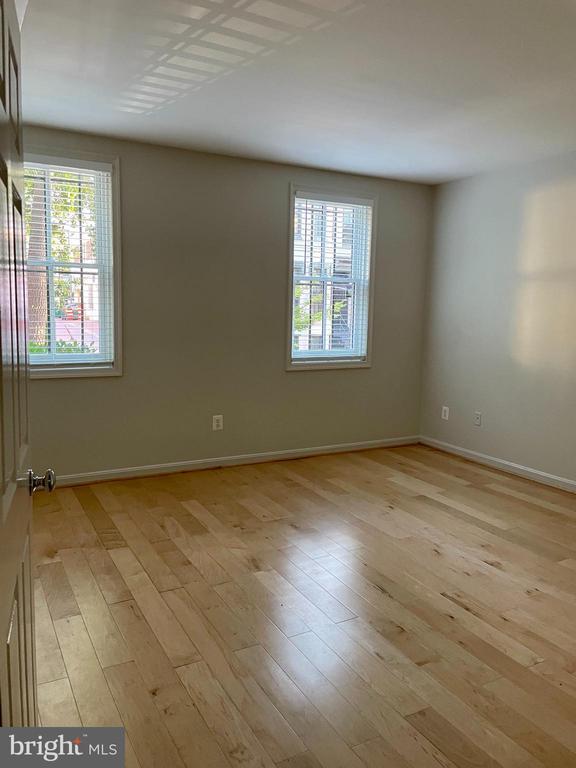 Foto del edificio - 1412 Corcoran St NW