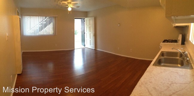Foto del edificio - 223 N Mountain View Ave