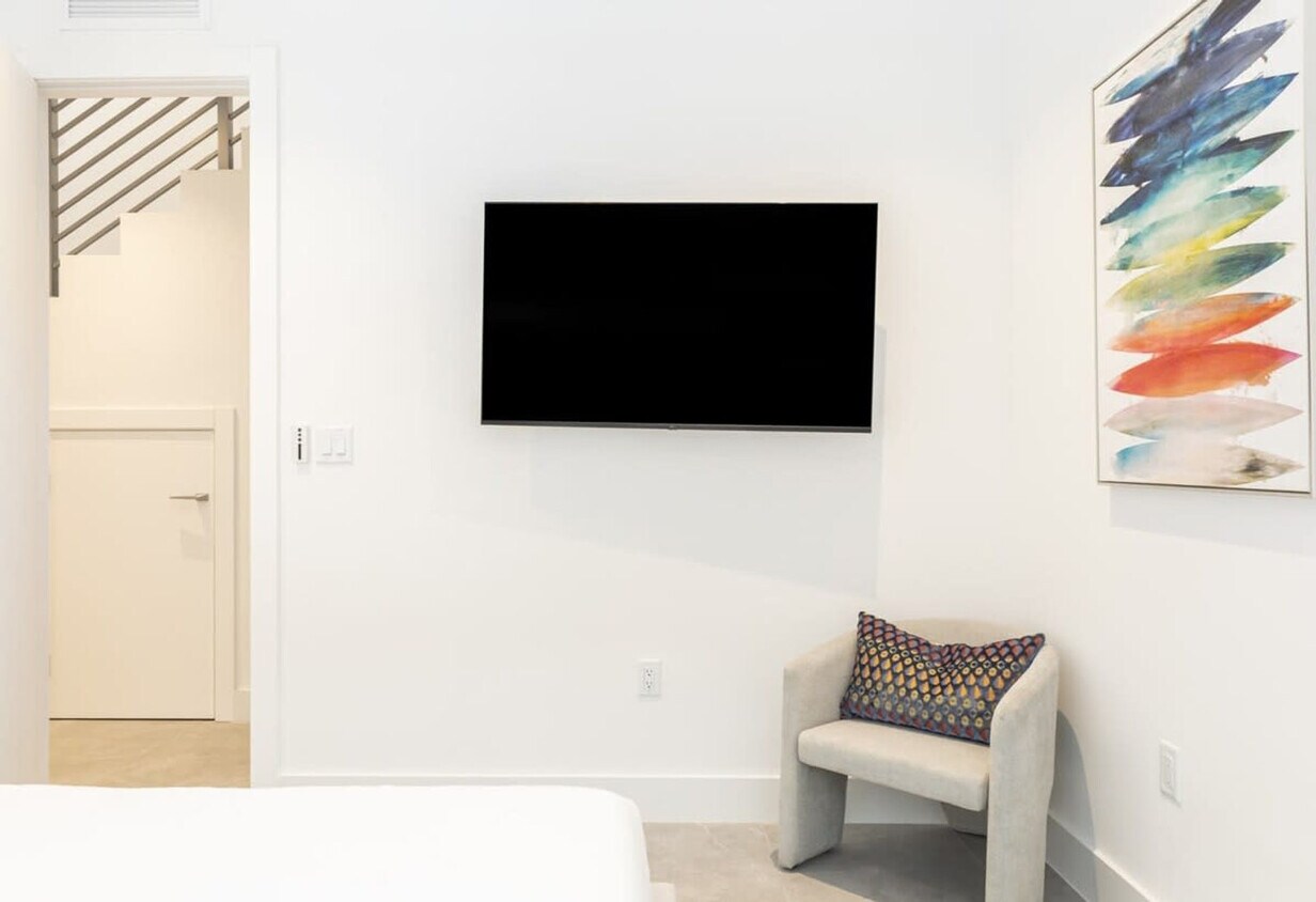 3118 Elizabeth St Unit SI ID1044538P, Miami, FL 33133 | Apartments.com