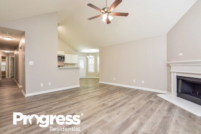 Foto del edificio - 6578 Chestnut Oaks Ridge