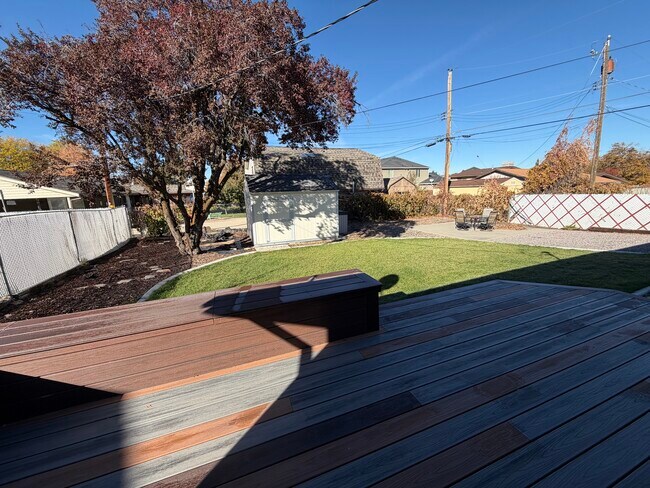 Foto del edificio - 8060 830 E