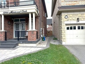 Building Photo - 3266 Mintwood Cir