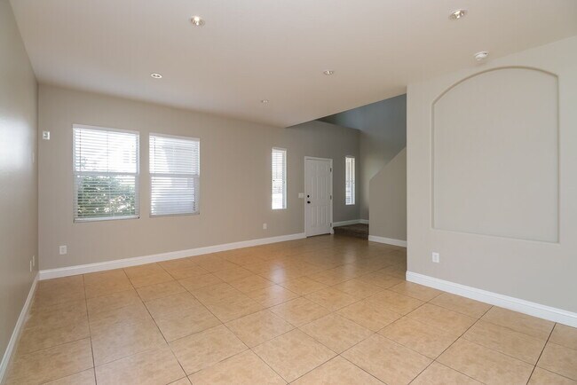 Foto del edificio - 2027 S 87th Pl