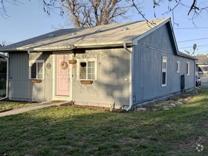 Building Photo - 590 N 9th E