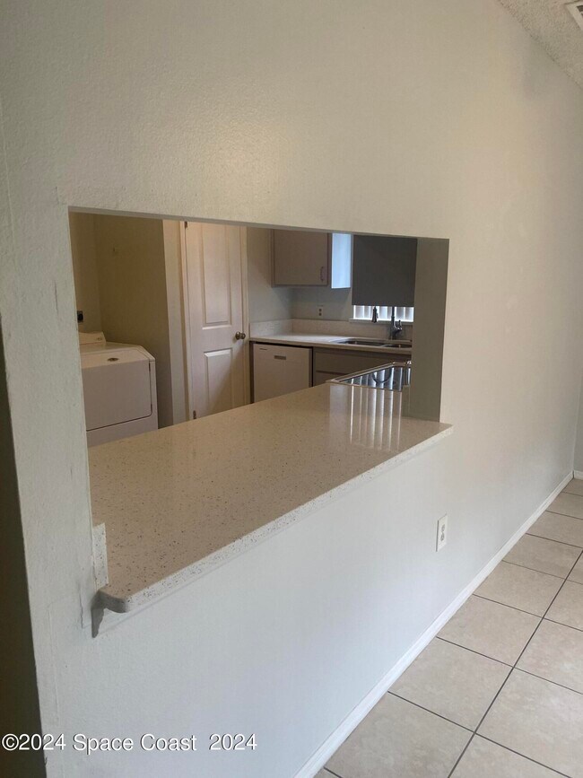 Foto del edificio - 2311 Pinewood Dr NE