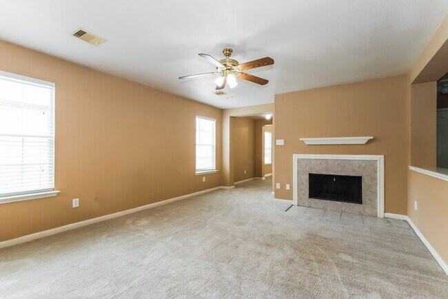Foto del edificio - 22123 Greengate Dr