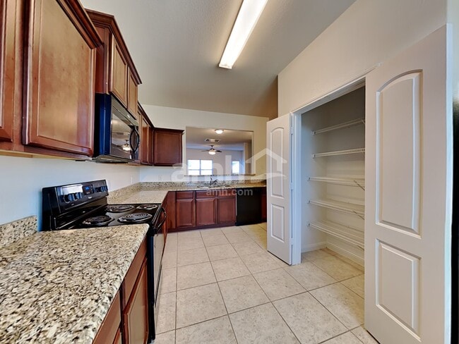 Building Photo - 1710 Hot Springs Way